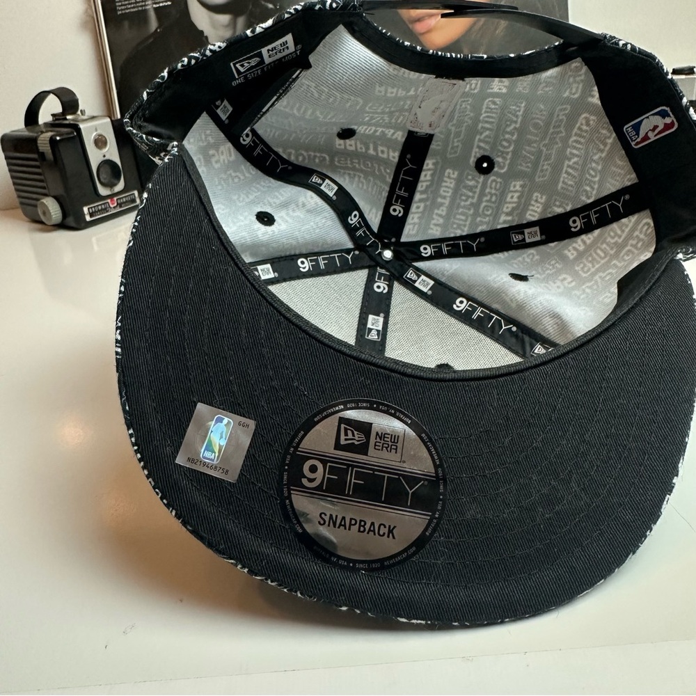 Y2K Toronto Raptors New Era Snapback Hat | All Over Print NBA Cap - Picture 6 of 6